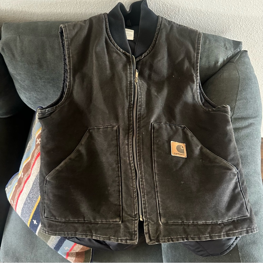 Vintage insulated Carhartt vest